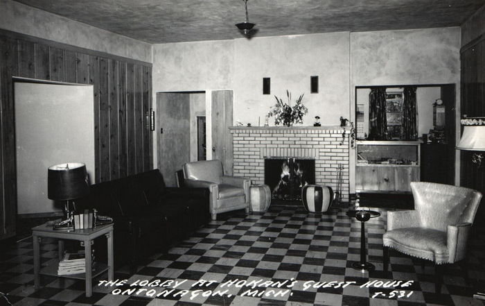 Hokans Motel (Scotts Superior Inn & Cabins, Hokans, Tallmans Motel) - Old Postcard